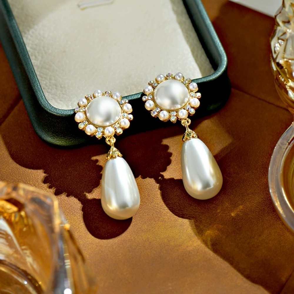Elegant Pearl Drop Earrings